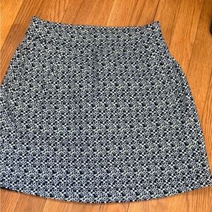 Talbots Navy and White Floral Mini Skort
SEE DESCRIPTION